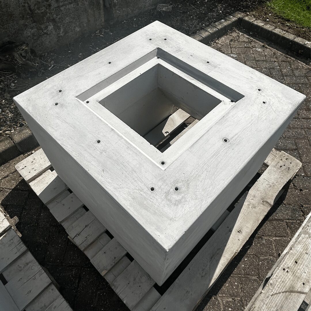 B800 - Image 2